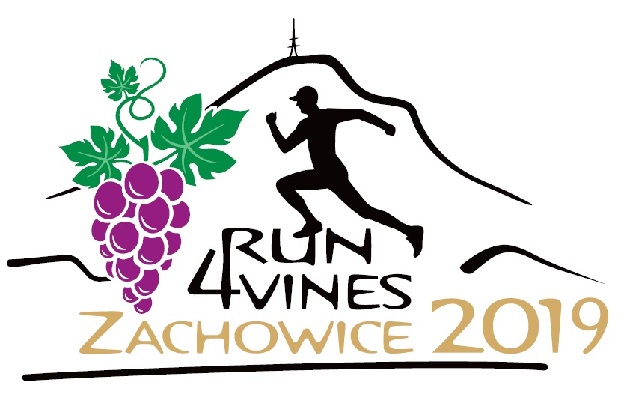 Run4Vines obrazek przedstawia postać mężczyzny biegnącego na tle góry na której stoi wieża, w tle zamieszczono kiść winogron